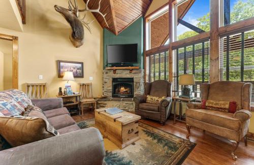 Reeds Spring House | Makin Memories Lodge Cabin