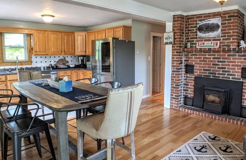 Lochmere House | Makin' Memories with beach access and dock on Silver Lake!