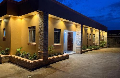 Central Kampala Bed & Breakfast | Makindye Orange House