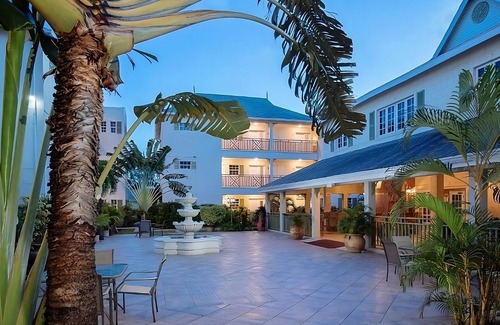 Rodney Bay Apartment | Making The Best Memories Along The Way! Outdoor Pool, Free Parking, Onsite Spa!