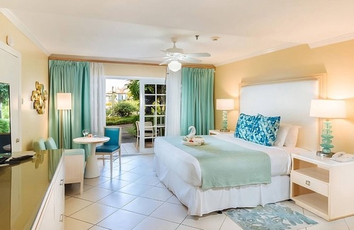 Rodney Bay Hotel | Making The Best Memories Along The Way! Outdoor Pool, Free Parking, Onsite Spa