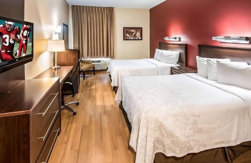 East Garden City House | Making the Best Memories Along the Way! 2 Great Units, Minutes to NYCB Theatre!