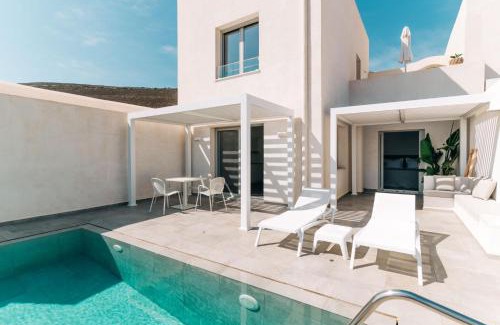 Diakofti Apartment | Makrikythera Luxury Suites - Private Pool or Hot Tub Suites