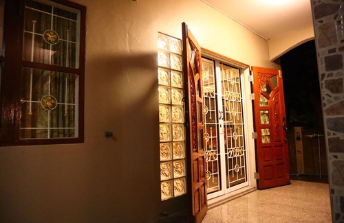 Thawi Watthana House | Mala Orchids cozy thai house 28mins to city center