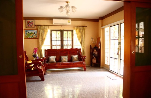 Thawi Watthana House | Mala Orchids cozy thai house 28mins to city center