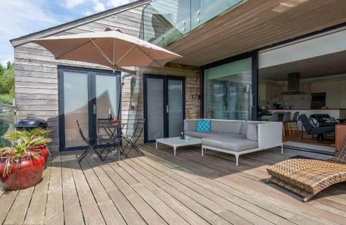 South Cerney House | Malachite