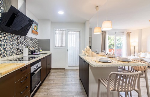 La Caleta Apartment | Malaga Exclusive Beach Apartment with Terrace