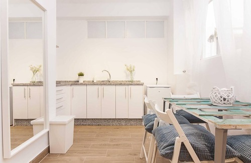 La Trinidad Apartment | Malaga Holidays City Center 1 bedroom