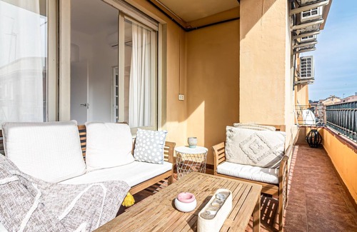 La Trinidad Apartment | Malaga Holidays City Center 6 bedrooms & Terrace