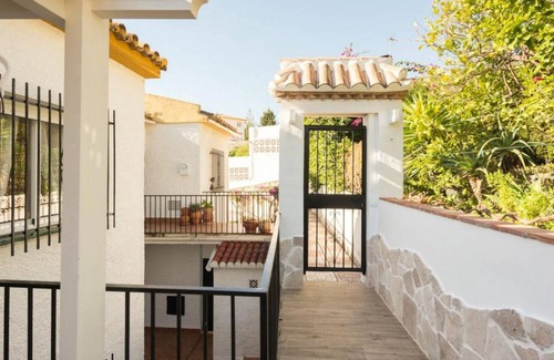 Benalmadena Apartment | MalagaSuite Bungalow Pool