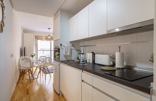 El Molinillo Apartment | MalagaSuite cozy center apartment & parking