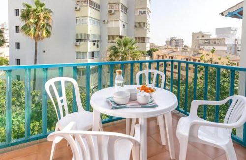 Torremolinos Apartment | Malagasuite Lux Beach & Pool