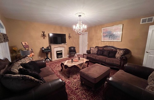 Crystal Beach Bed & Breakfast | Malak Bnb