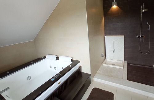 Zenica-Doboj Canton Cabin | Malak Farma