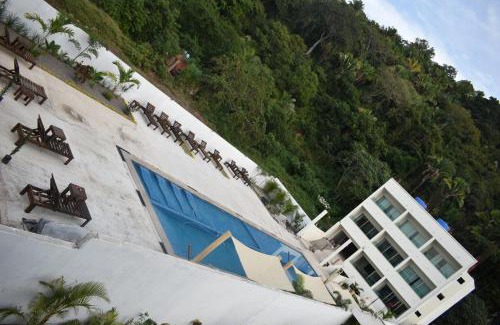 Los Ayala Hotel | MALAKI