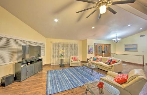 Star Harbor House | Malakoff Lakefront Home Golf Course On-Site!