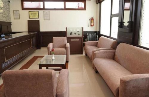 Kanhangad Hotel | Malanadu Tourist Home