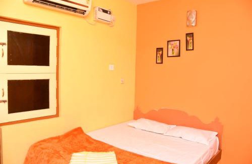 Thiruthani Hotel | Malar restaurant and rooms