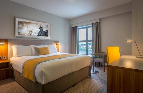 Limerick Hotel | Maldron Hotel Limerick