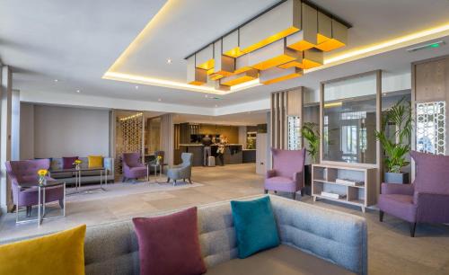 Newlands Cross Hotel | Maldron Hotel, Newlands Cross