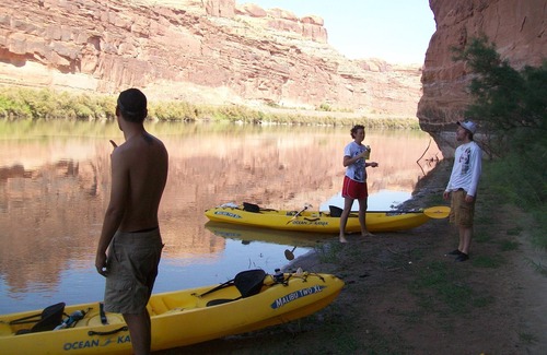 Moab Cottage | Male Hogan, disc golf, kayaks, ATV, wildlife, hiking, beach, pet friendly