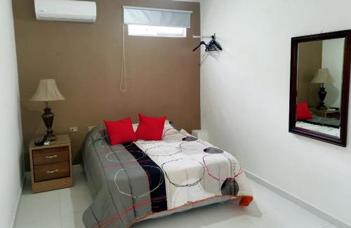 Ciudad Universitaria House | Malecon Rooms y Hotel