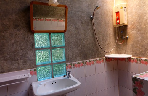 Chiang Dao Hotel | Malee's Nature Lovers Bungalows