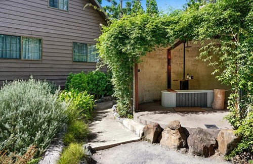 Reesville Villa | Maleny Country Estate