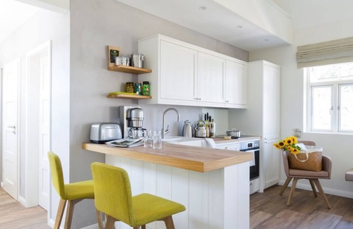 Nieby House | Malerhaus Leuchtturm, the thatched-roof semi-detached house for 4-5 people & beautiful Wildwie