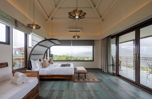 Valane Hotel | Malhar Machi Mountain Resorts