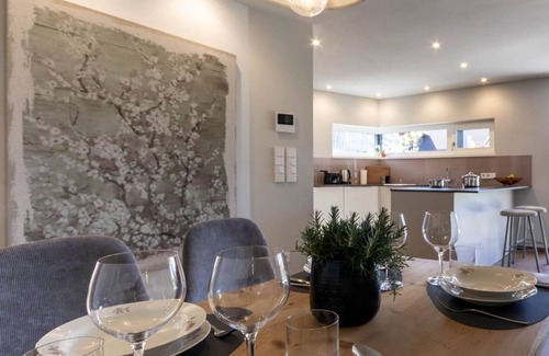 Tirolo Apartment | Mali Apartment Garden Suite