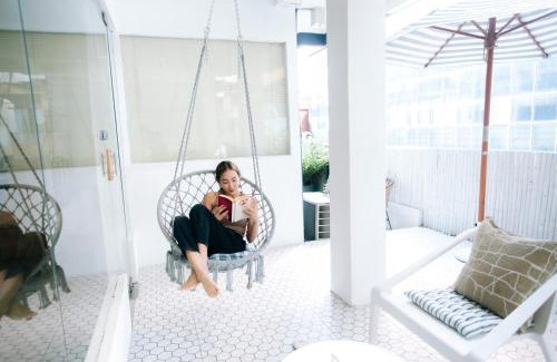 Ploenchit Apartment | mali Loft Studio for Family & Friends 1MIN to BTS