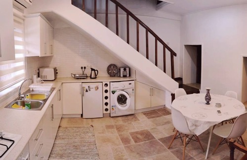 Frenaros House | MALIA FOUNTAIN HOUSE