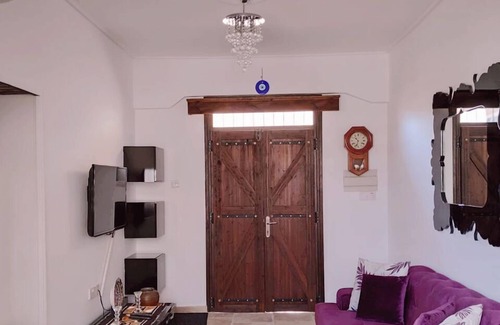 Frenaros House | MALIA FOUNTAIN HOUSE