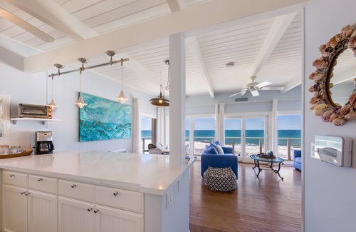 Malibu House | Malibu Beach Pad - Awesome Secluded Beachfront Home