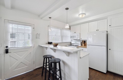 Eastern Malibu Condo | Malibu, Carbon Beach - Suite One