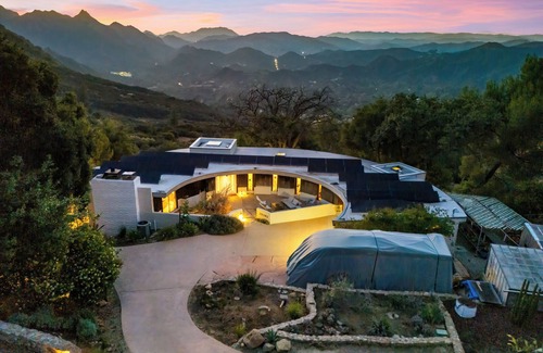 Malibu House | Malibu Hills Studio w/Mountain Views + Near beaches | Cielo Nook by AvantStay