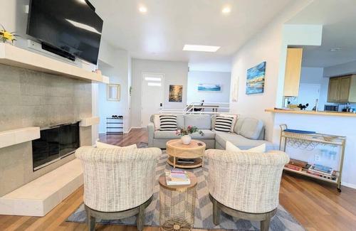 Malibu Villa | Malibu Luxe 4BR| Panoramic views| Central location