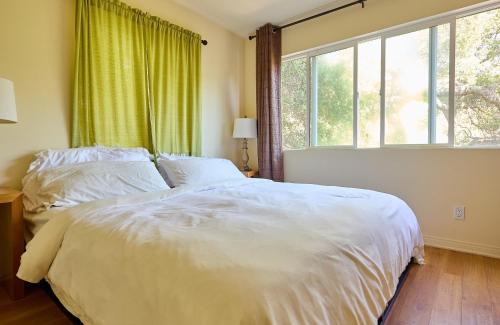 Central Malibu Apartment | Malibu Nature Escape - 2BR Hideaway Nestled in the Woods, Minutes from the Beach