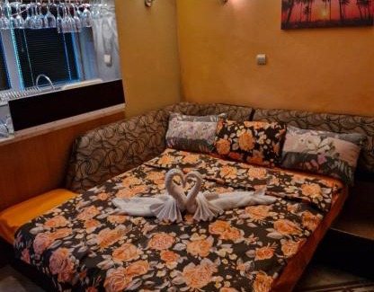 Iskar Apartment | Malibu near Airport Sofia plus Transport to Airport