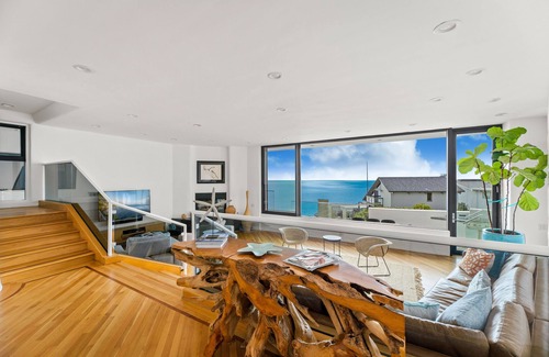 Western Malibu House | Malibu Oceanview Villa. Only Steps to the Beach!