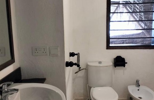 Malindi Marine National Park Apartment | Malindi Beachfront Cottages - Garden Poolside cottage