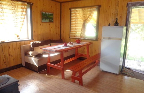 Narach Cottage | Malinovka Homestead - Rustic Dream in the Pinewoods