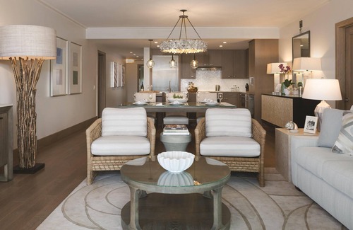 Foster Village Condo | Maliula 3-Bdrm Signature,Penthouse-style,Access to Rooftop Terrace