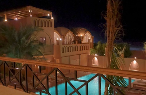 Luxor House | Malkata House Luxe Middle Floor Suite: Desert Views & Pool