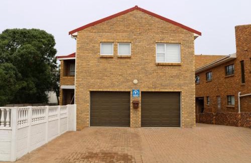 Lambert's Bay House | Malkopbaai Self-Catering