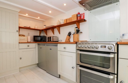Pentewan Cottage | MALLARDS, pet friendly, country holiday cottage in Pentewan