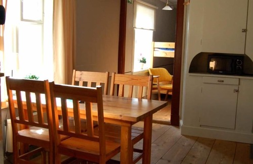 Nordostra Motala House | Mallboden Café & Vandrarhem