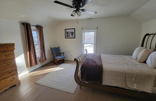 Chariton House | Mallory Estate