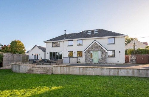 Oldwalls House | Malt Hall - Eight Bedroom House, Sleeps 15